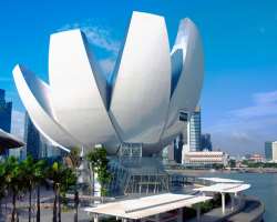 The best feature of the hotel is the infrastructure. The place has one museum which is constructed in the shape of a Lotus Flower and the reason behin